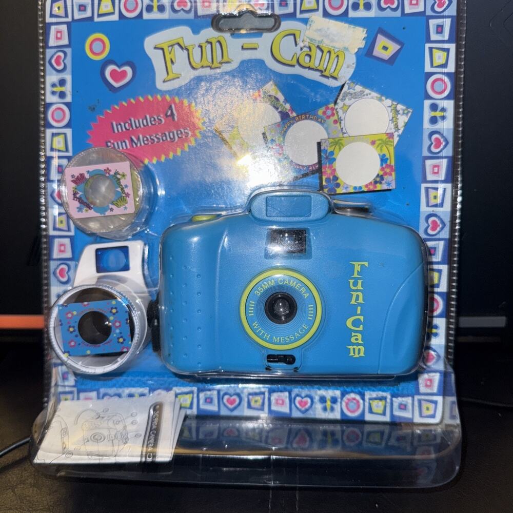 Fun- Cam Includes 4 Fun Messages 35mm Camera With Messages